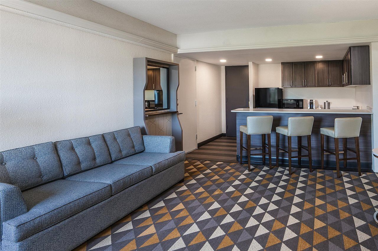 Holiday Inn & Suites Pittsfield-Berkshires By Ihg מראה חיצוני תמונה